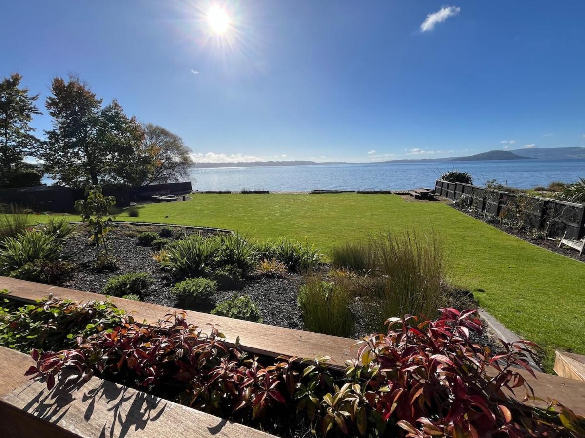 Jandals & Joy Lakefront Retreat Rotorua Exterior foto