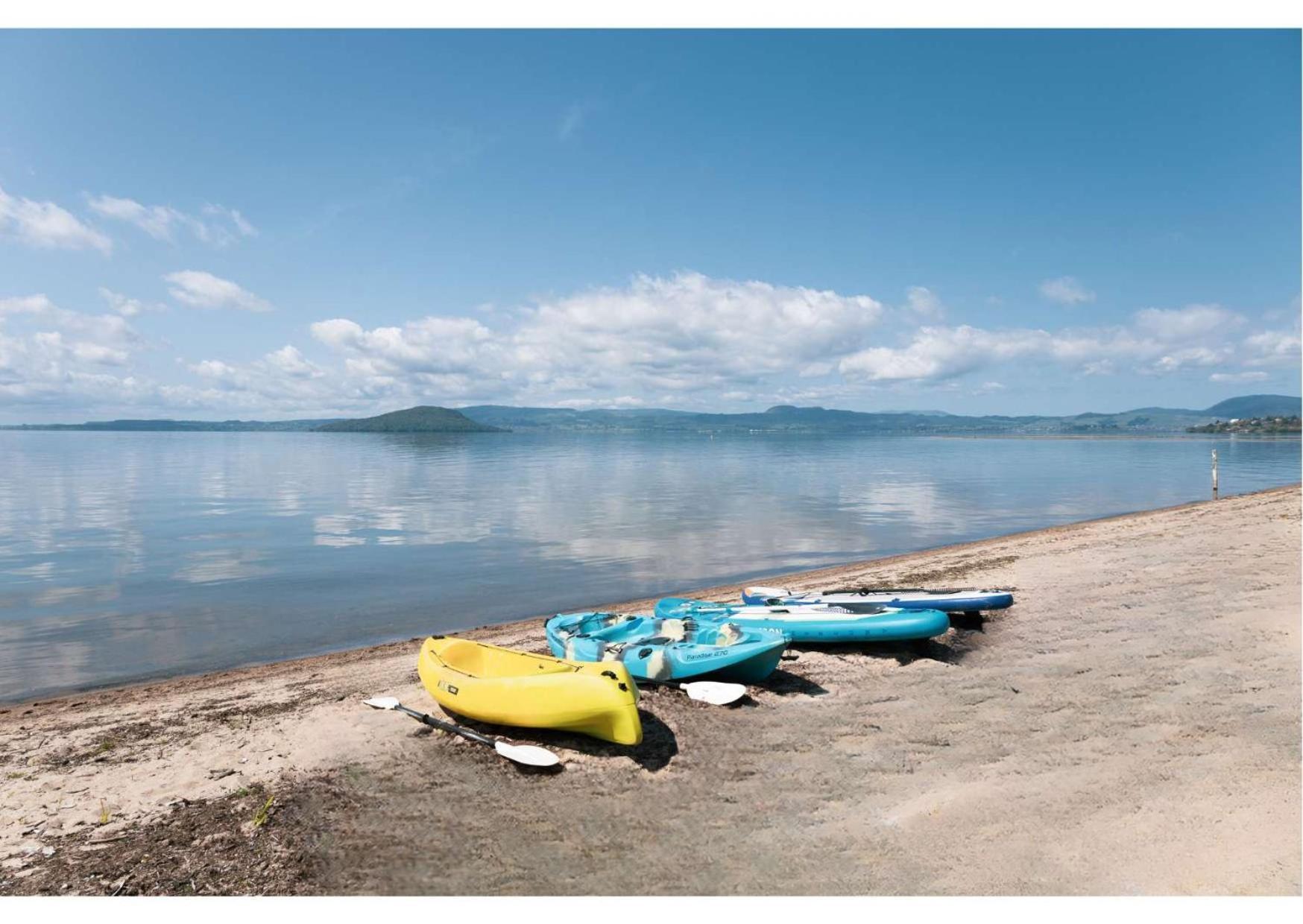 Jandals & Joy Lakefront Retreat Rotorua Exterior foto