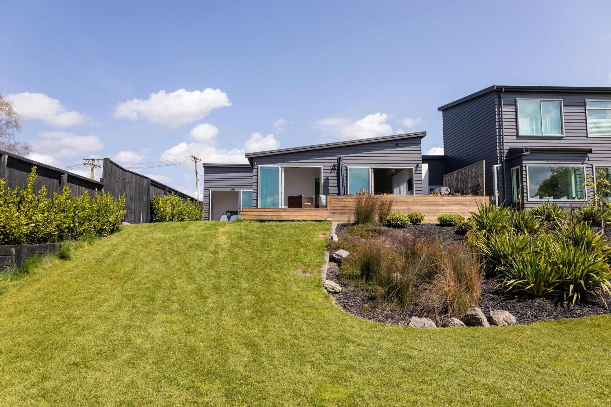 Jandals & Joy Lakefront Retreat Rotorua Exterior foto